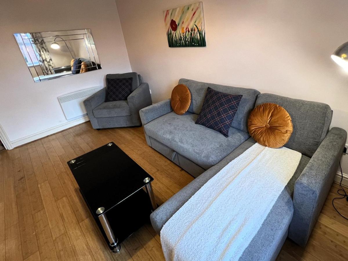 Spacious 2Br Flat With Sofa-Bed In Central Reading Exterior photo